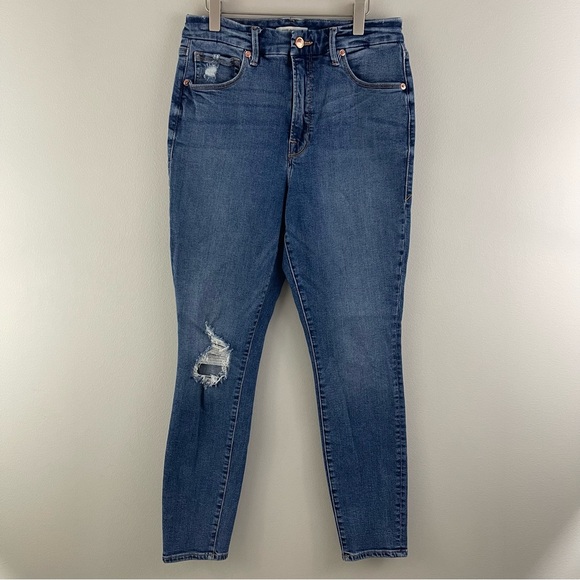 GOOD AMERICAN Navy Wash High Waisted Good Waist Distressed Knee Skinny Jeans - Picture 3 of 13